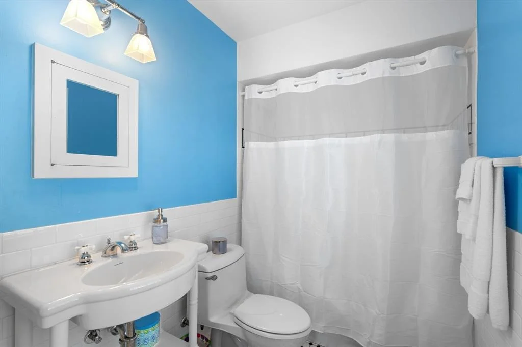 Photo of 2247 Dryden Road