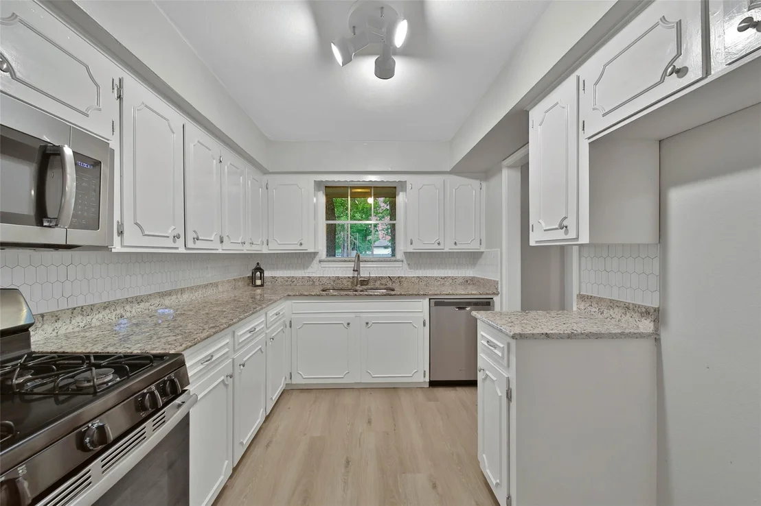 Photo of 24931 Hickory Hill Road