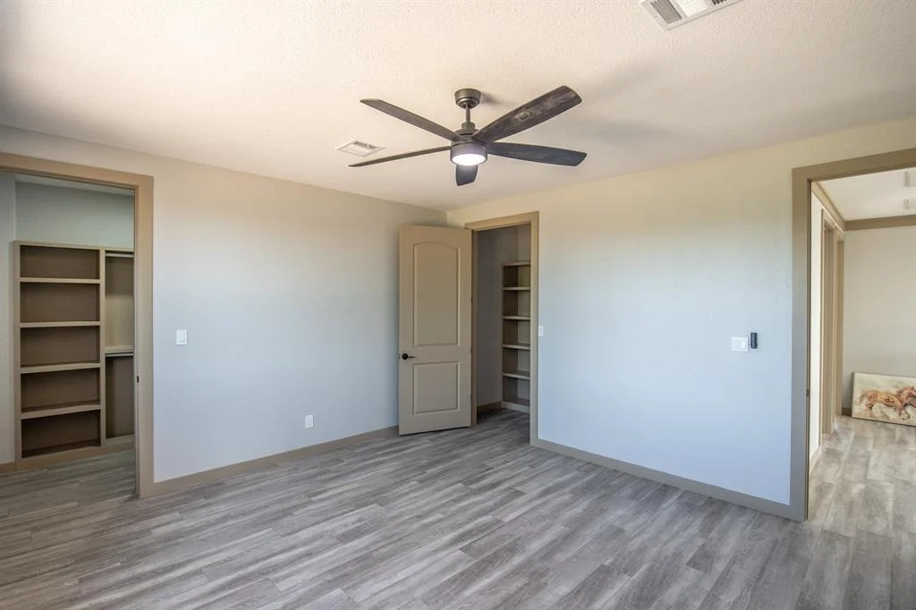 Photo of 103 Whispering Oaks