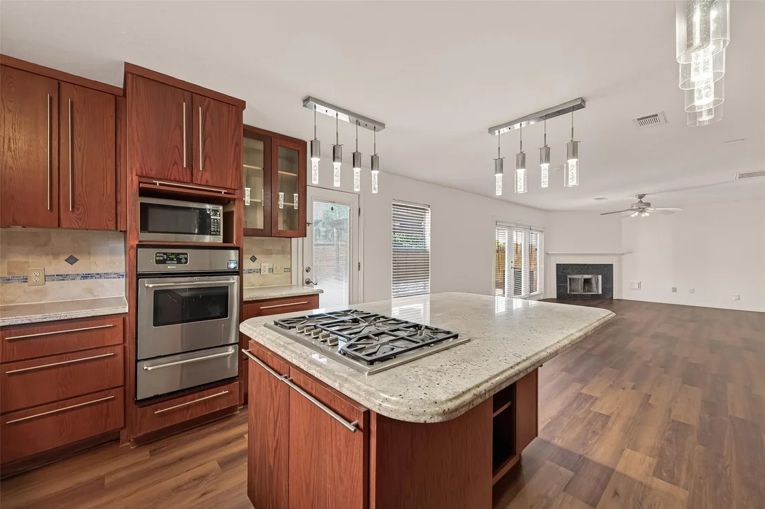 Photo of 15910 Clayton Bend Drive