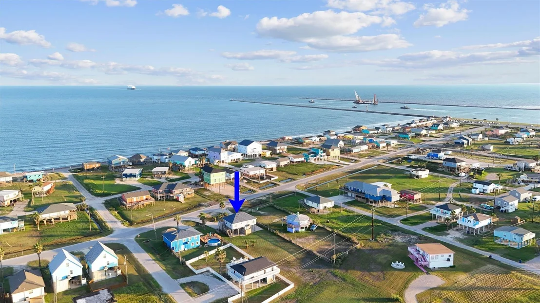 Photo of 904 Surf Drive
