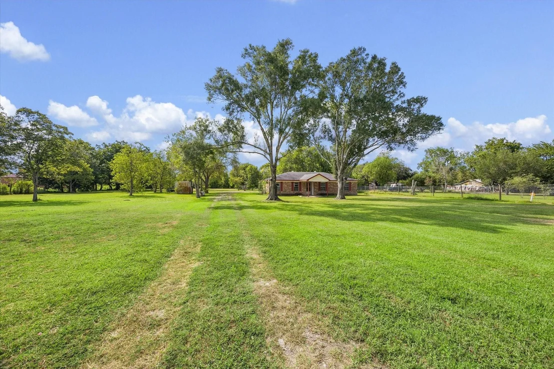Photo of 18111 Roy Long Road