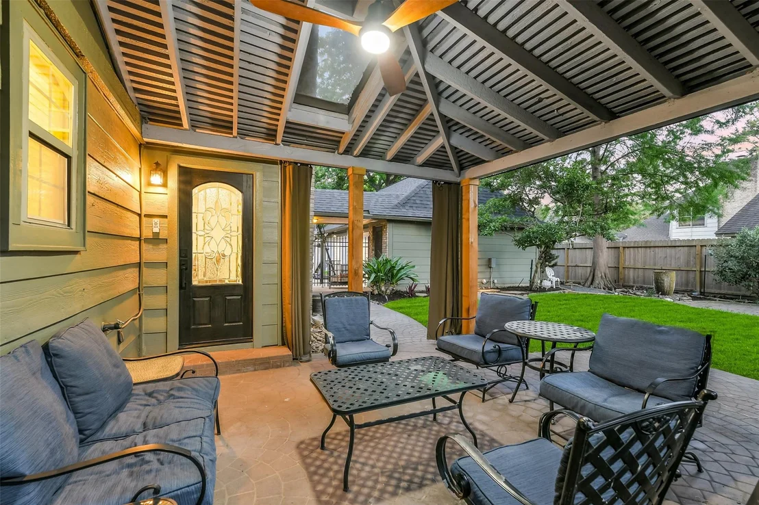 Photo of 3823 Elmcrest Drive