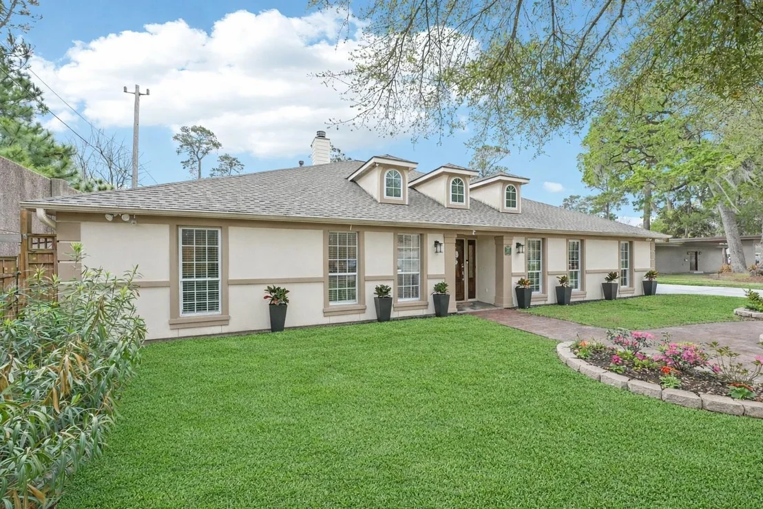 Photo of 106 Mignon Lane