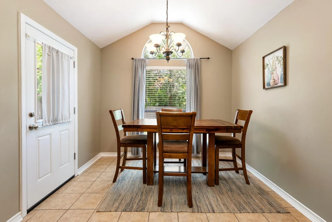 Photo of 1711 Beaver Pond Court