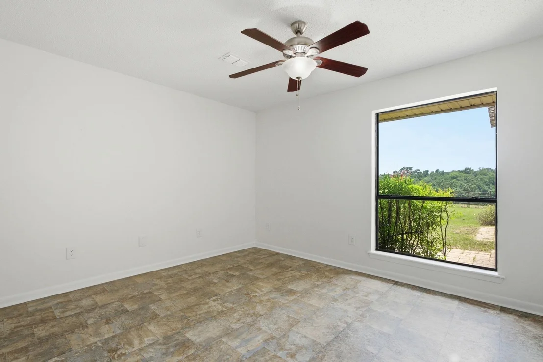 Photo of 931 Private Road 5140