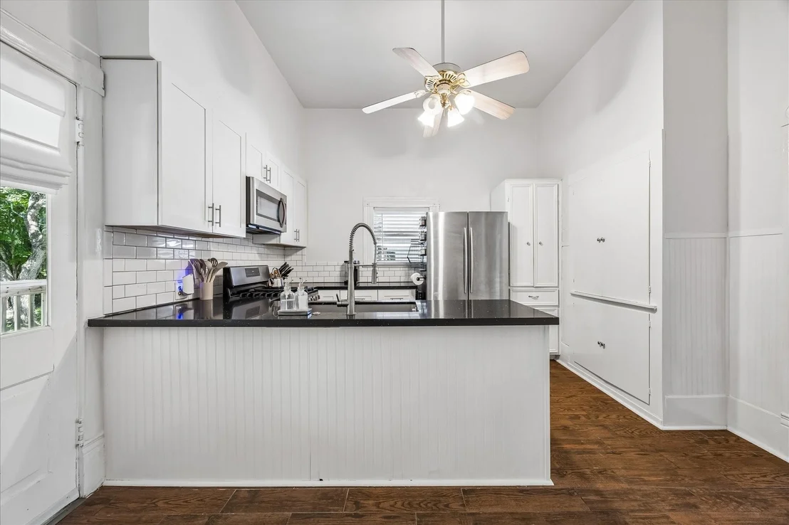 Photo of 7210 King Street