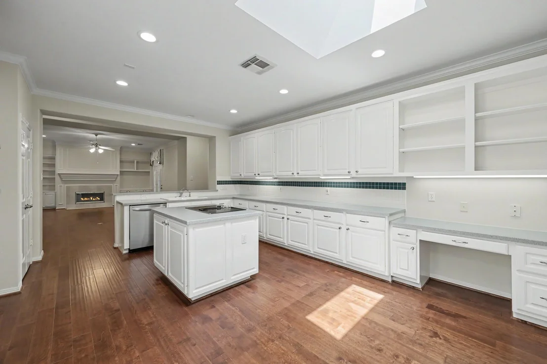 Photo of 22 N Castlegreen Circle