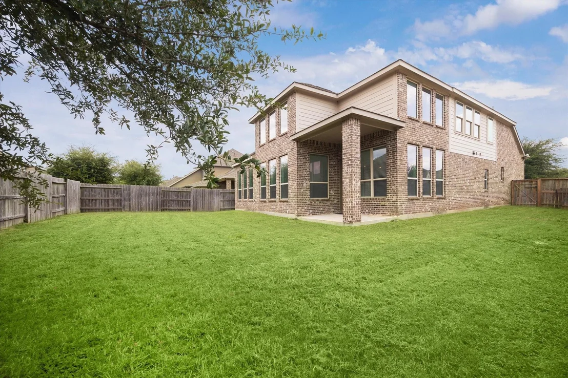 Photo of 10622 Menelaws Trail