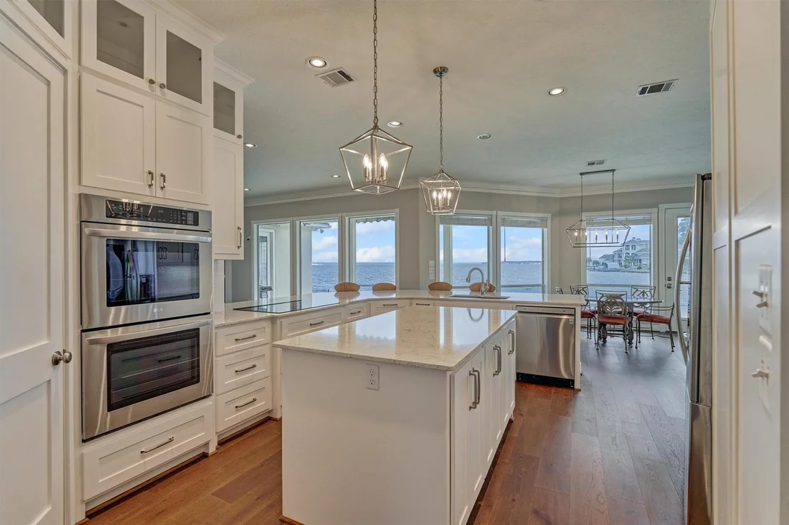 Photo of 469 Edgewood Drive