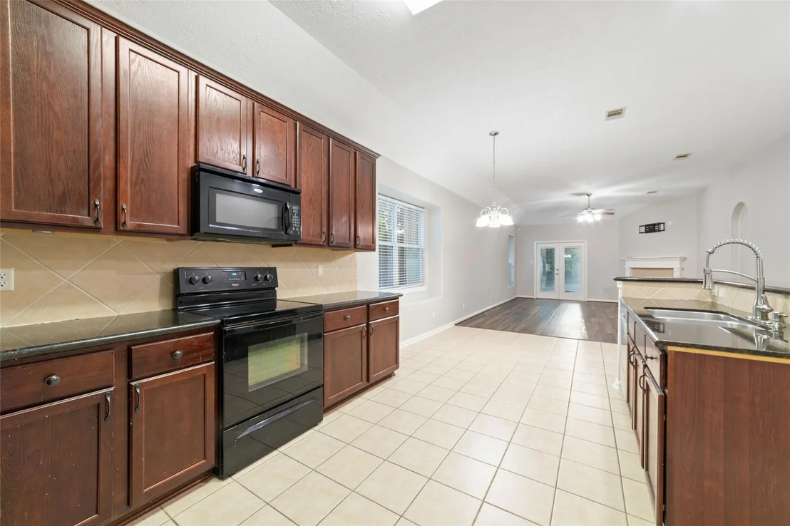 Photo of 3520 White Oak Point Drive