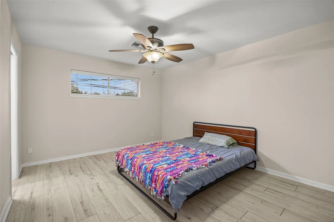 Photo of 1607 Buescher Drive