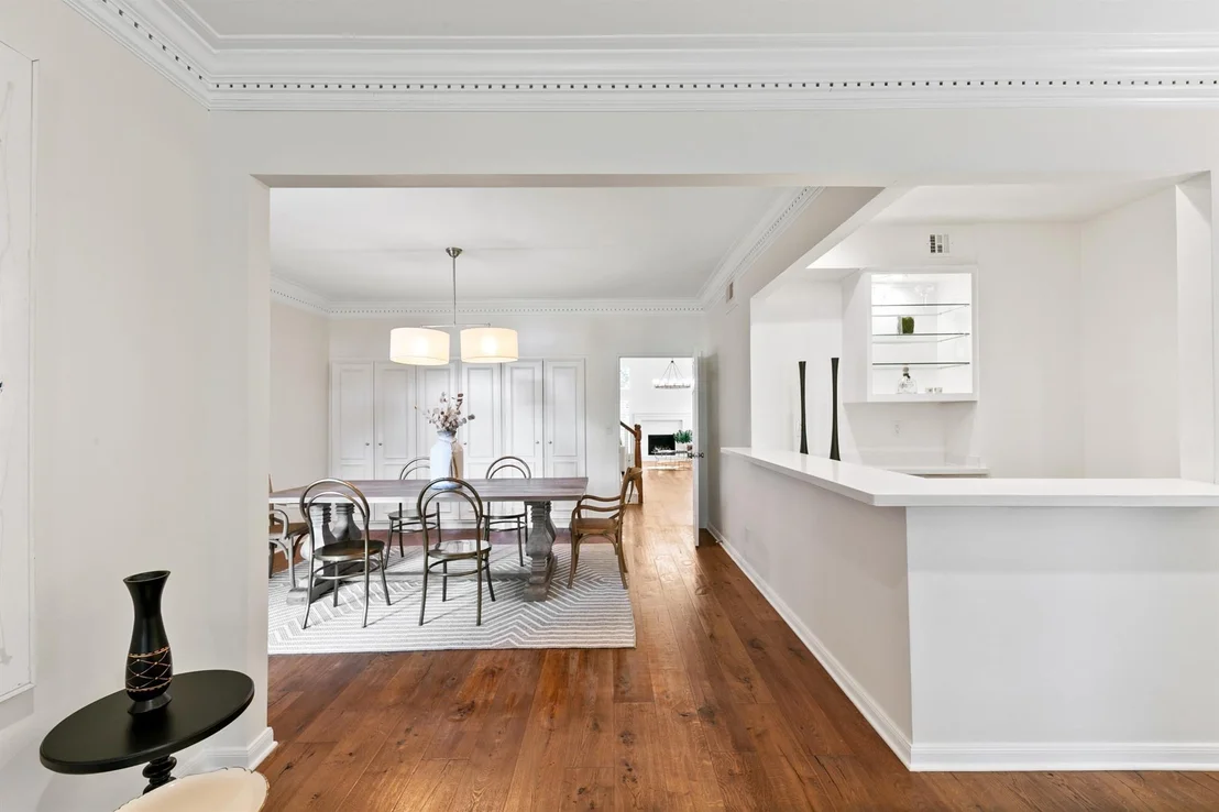 Photo of 1127 Lashbrook Drive
