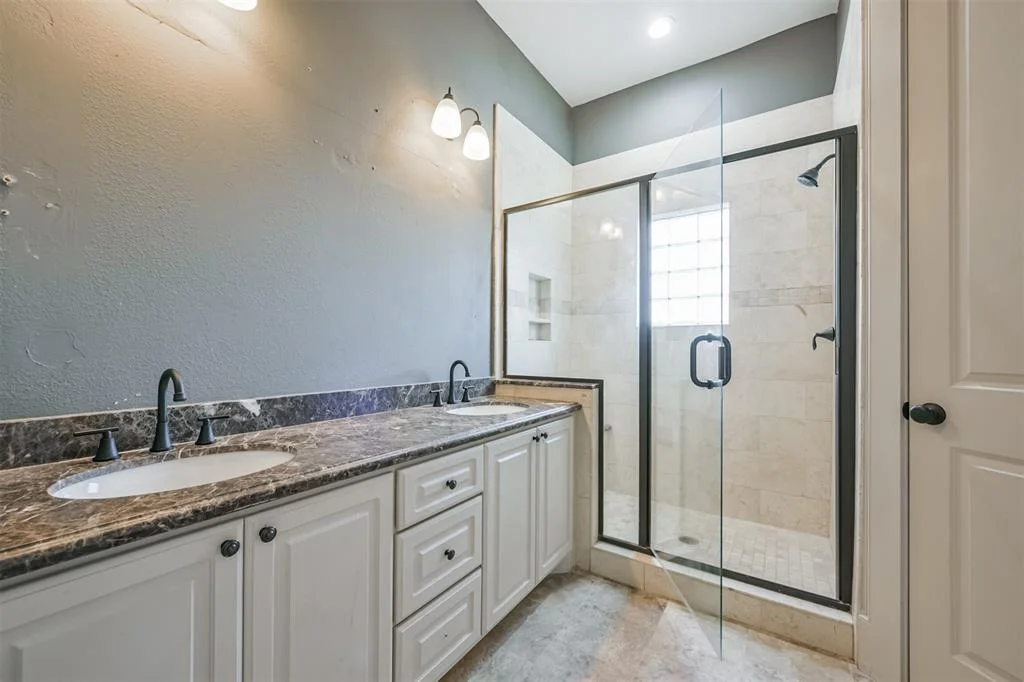 Photo of 317 Red Oak Drive