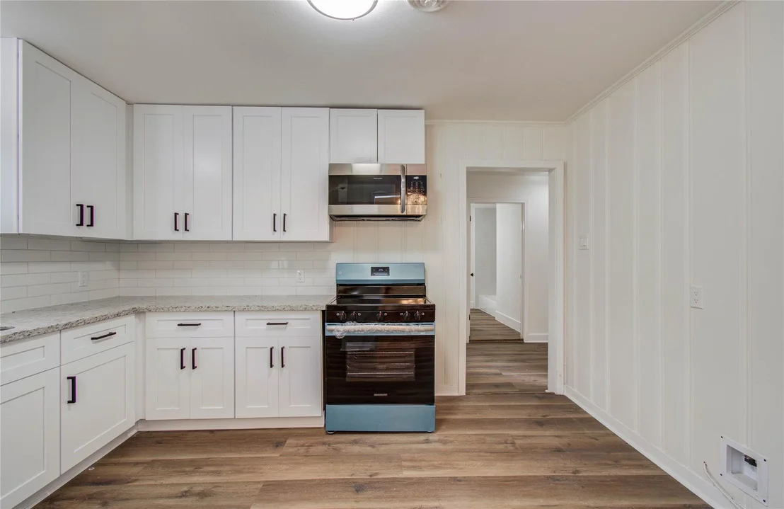 Photo of 2417 Pecan Street