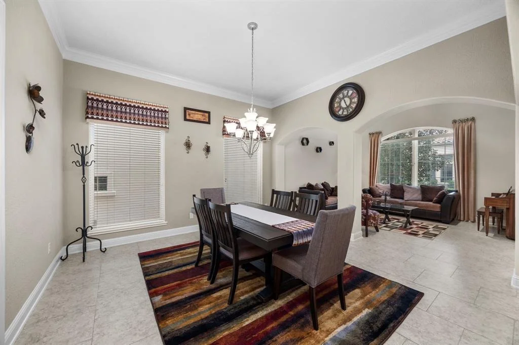Photo of 2627 Tudor Manor