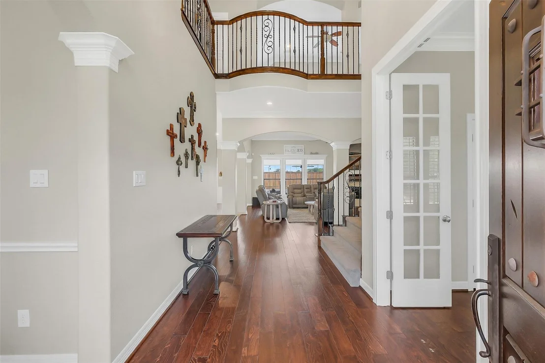 Photo of 1817 Mesa Verde Drive