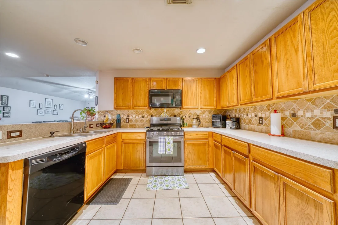 Photo of 2210 Mountain Ranch Drive