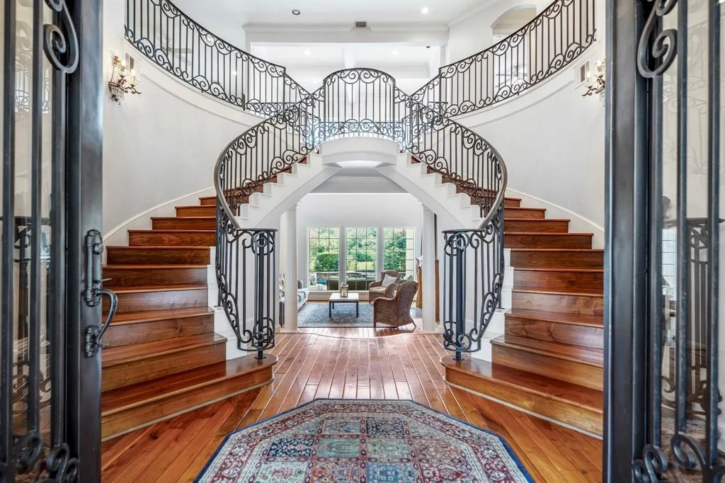 Photo of 10 Gleannloch Estates Drive