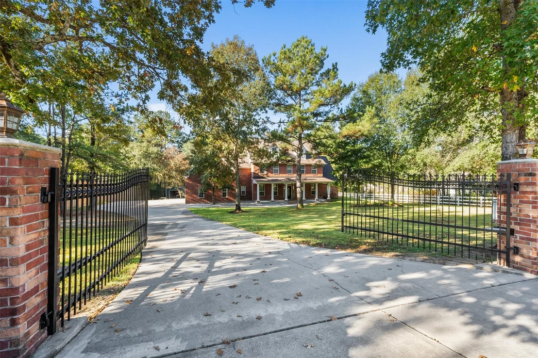 Photo of 19211 Serpenteer Drive