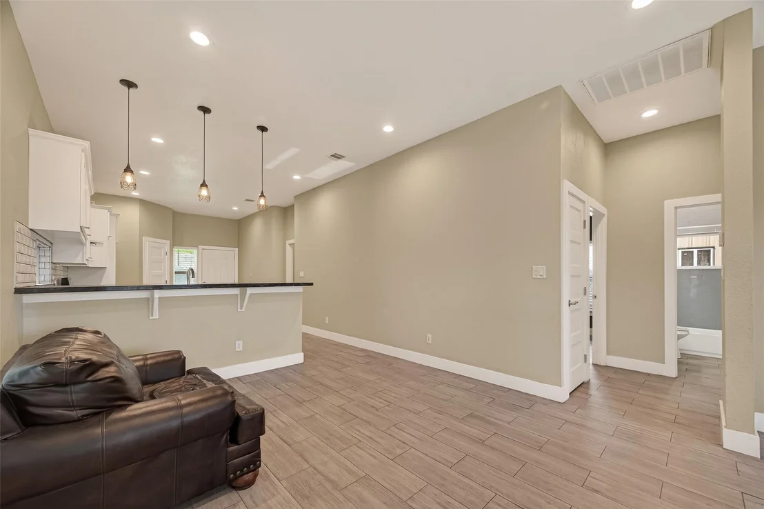 Photo of 920 Kellogg Street