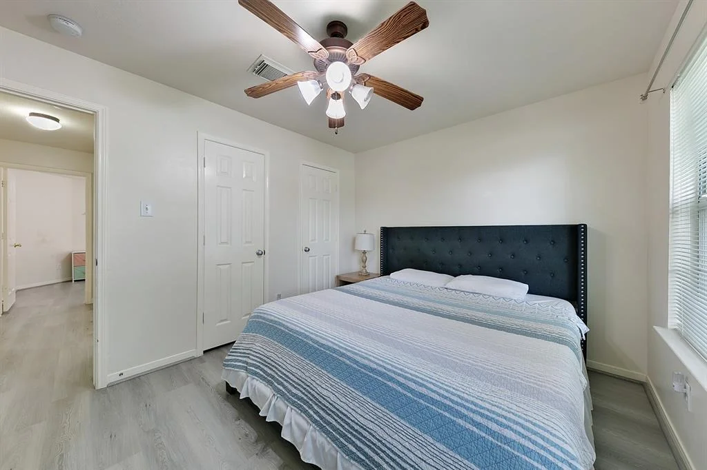 Photo of 4618 Plum Forest Road