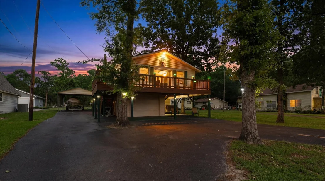 Photo of 439 Lakeview Harbor