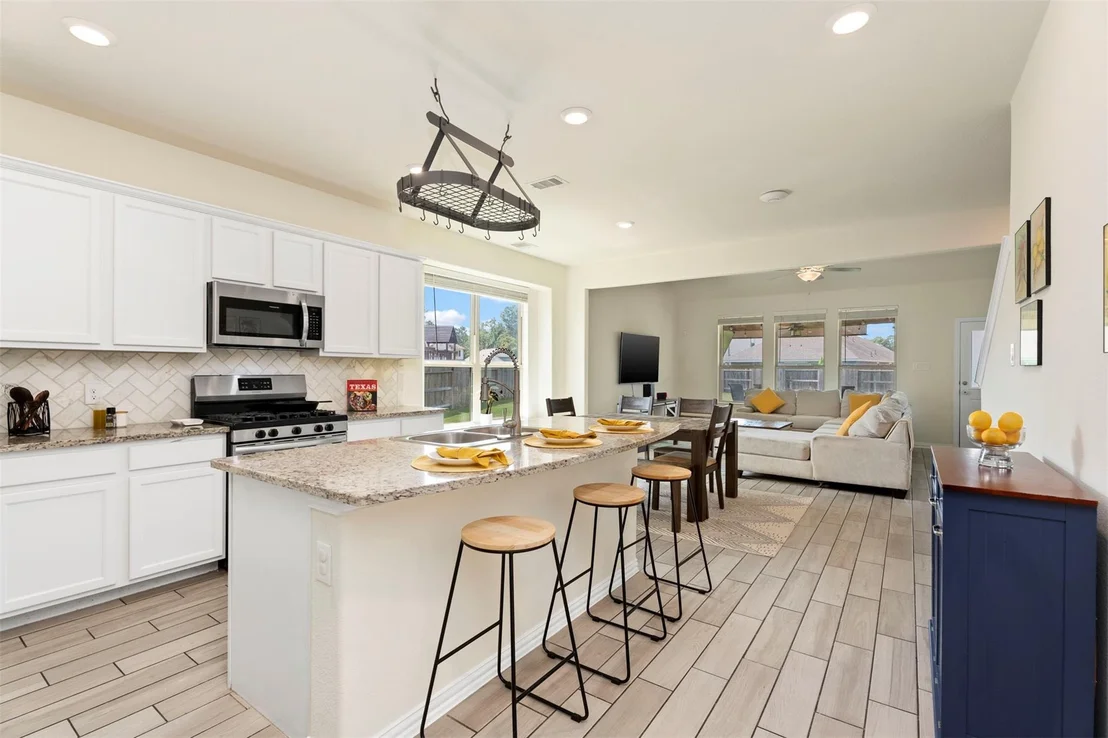 Photo of 4710 Walnut Willow Court