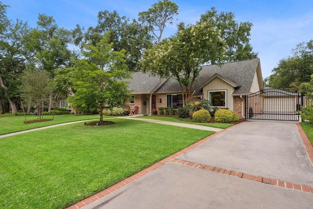 Photo of 507 Ashford Forest Drive