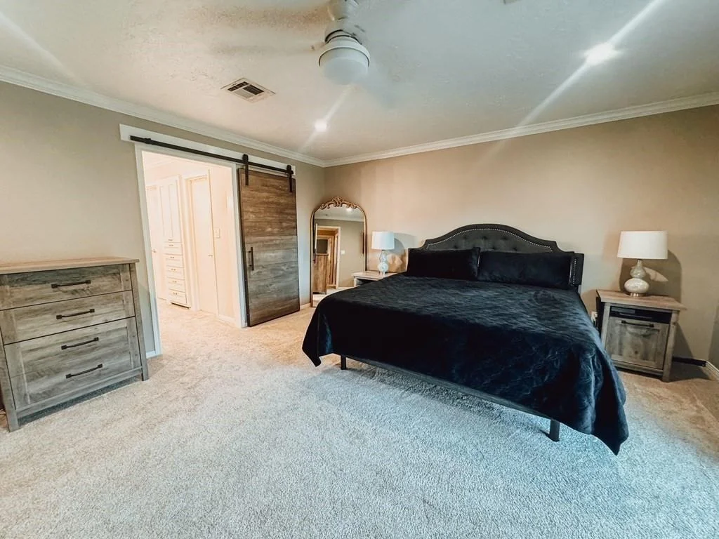 Photo of 2814 Oak Drive
