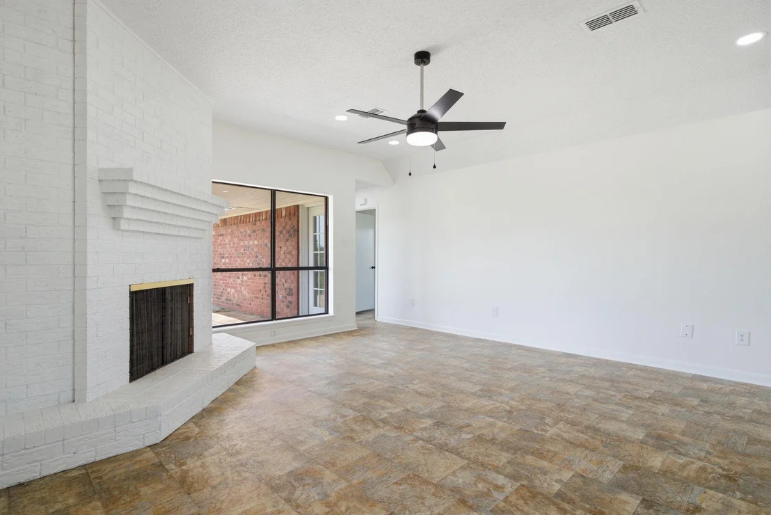 Photo of 931 Private Road 5140