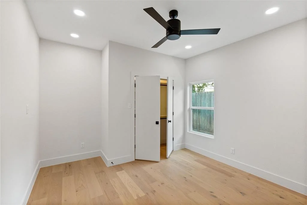 Photo of 1506 Du Barry Lane
