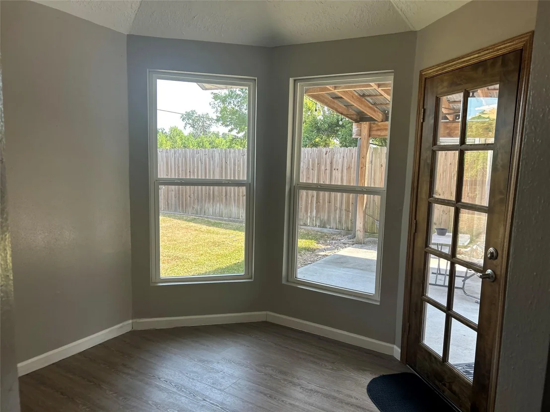 Photo of 1406 Rushworth Drive