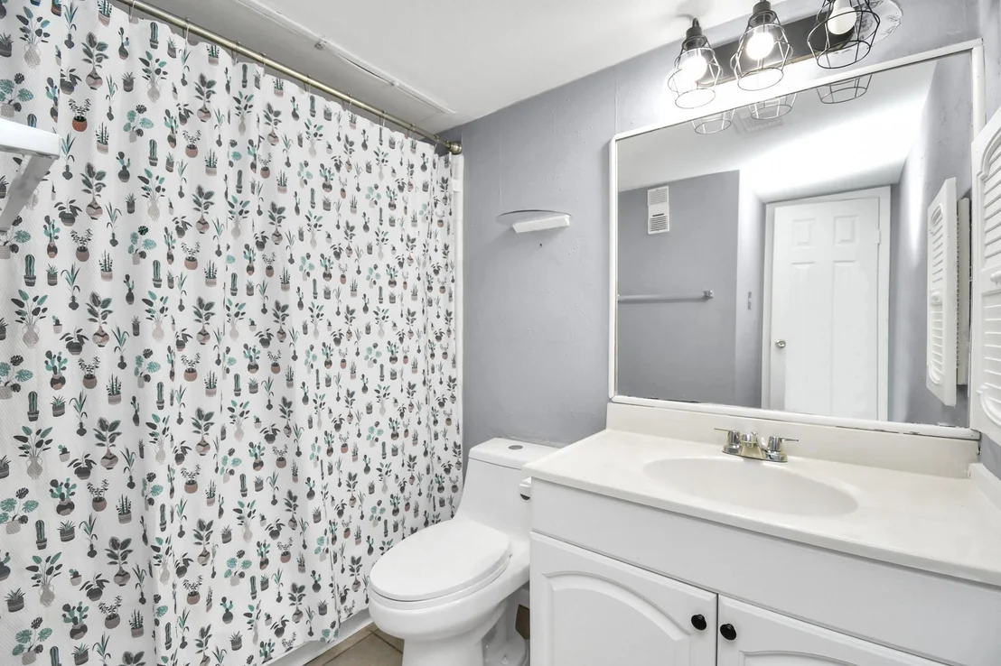 Photo of Unit 21 at 3065 Walnut Bend Lane