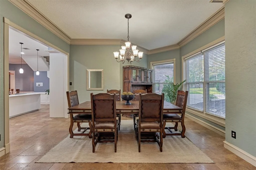 Photo of 24718 Creekview Drive