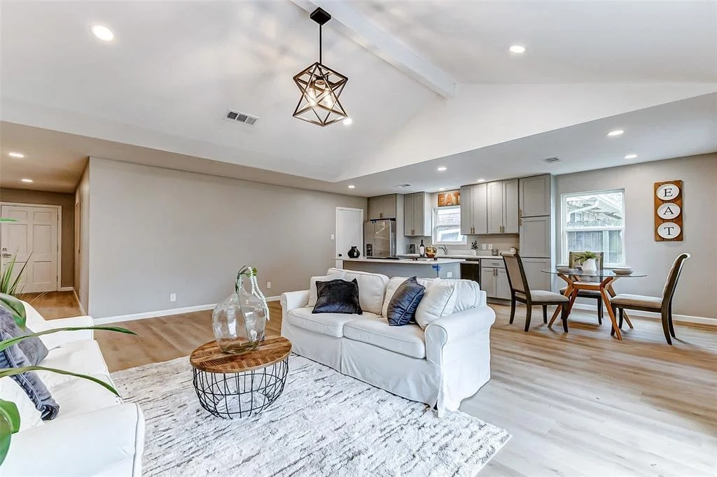 Photo of 6018 Benning Drive
