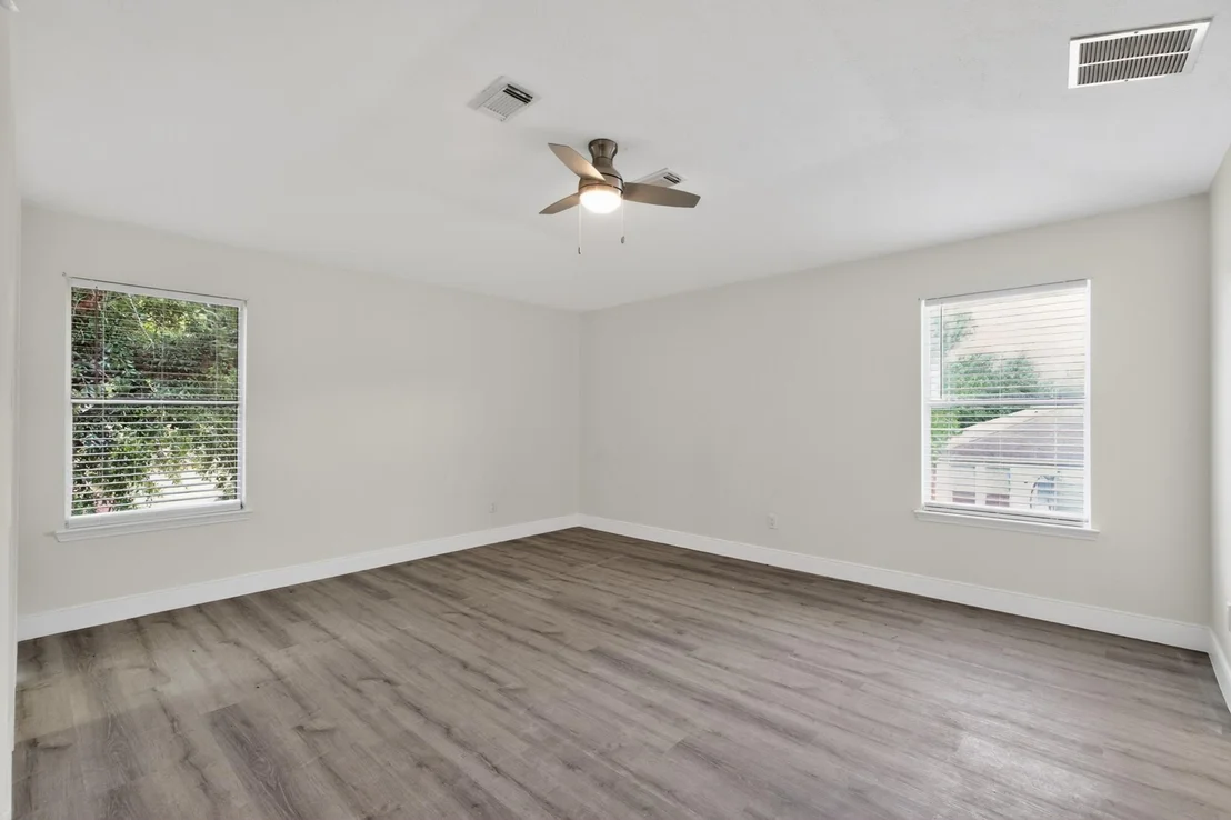 Photo of 918 Ivycroft Lane