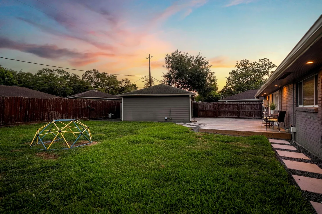Photo of 4717 Benning Drive