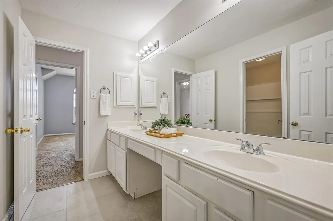 Photo of 3602 Sunburst Drive