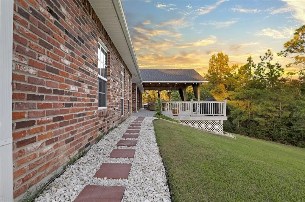 Photo of 450 Duffer Drive