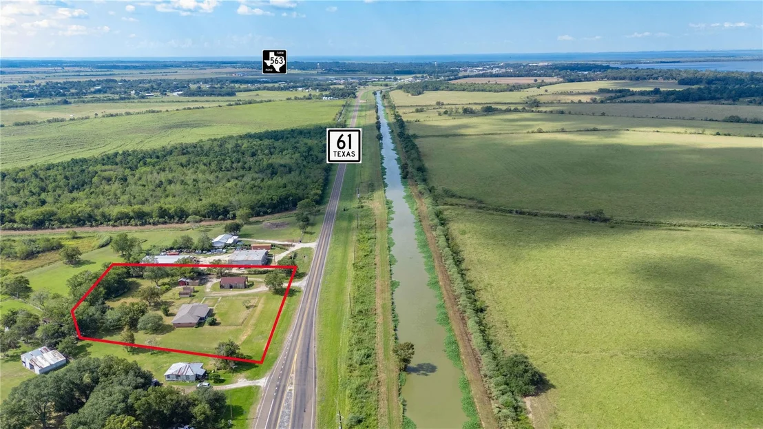 Photo of 3504 State Highway 61