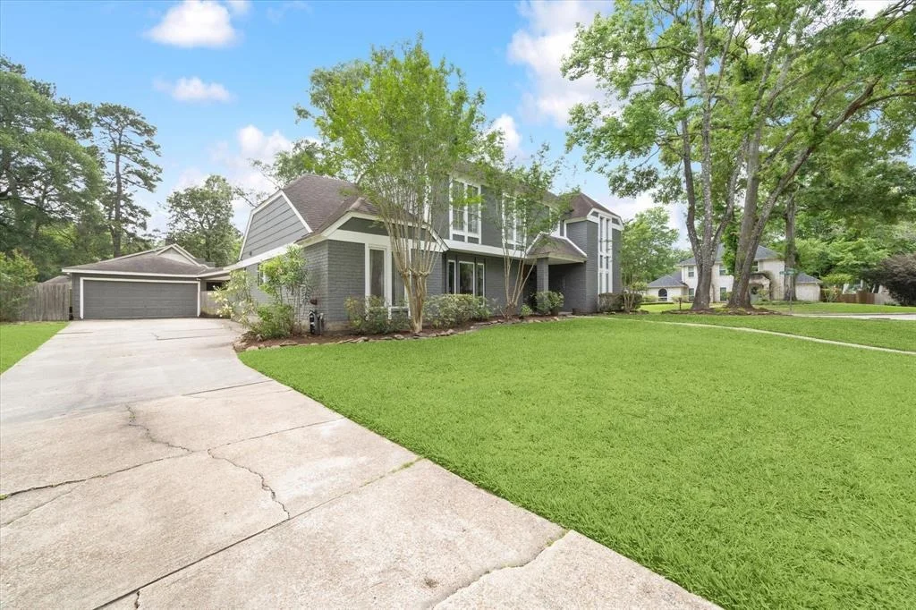 Photo of 3514 Deerbrook Drive