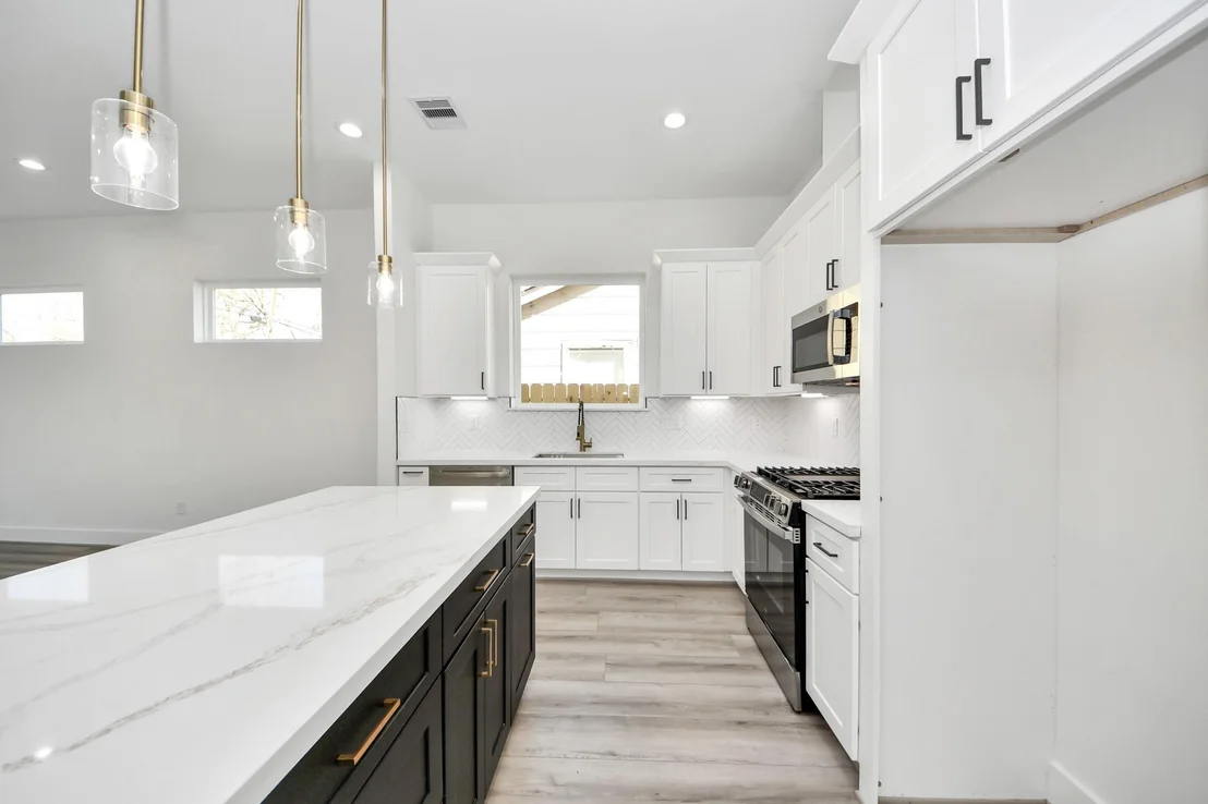 Photo of 7012 & 7014 Saint Augustine Street