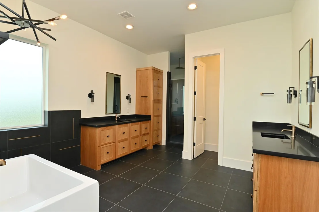 Photo of 1733 Du Barry Lane