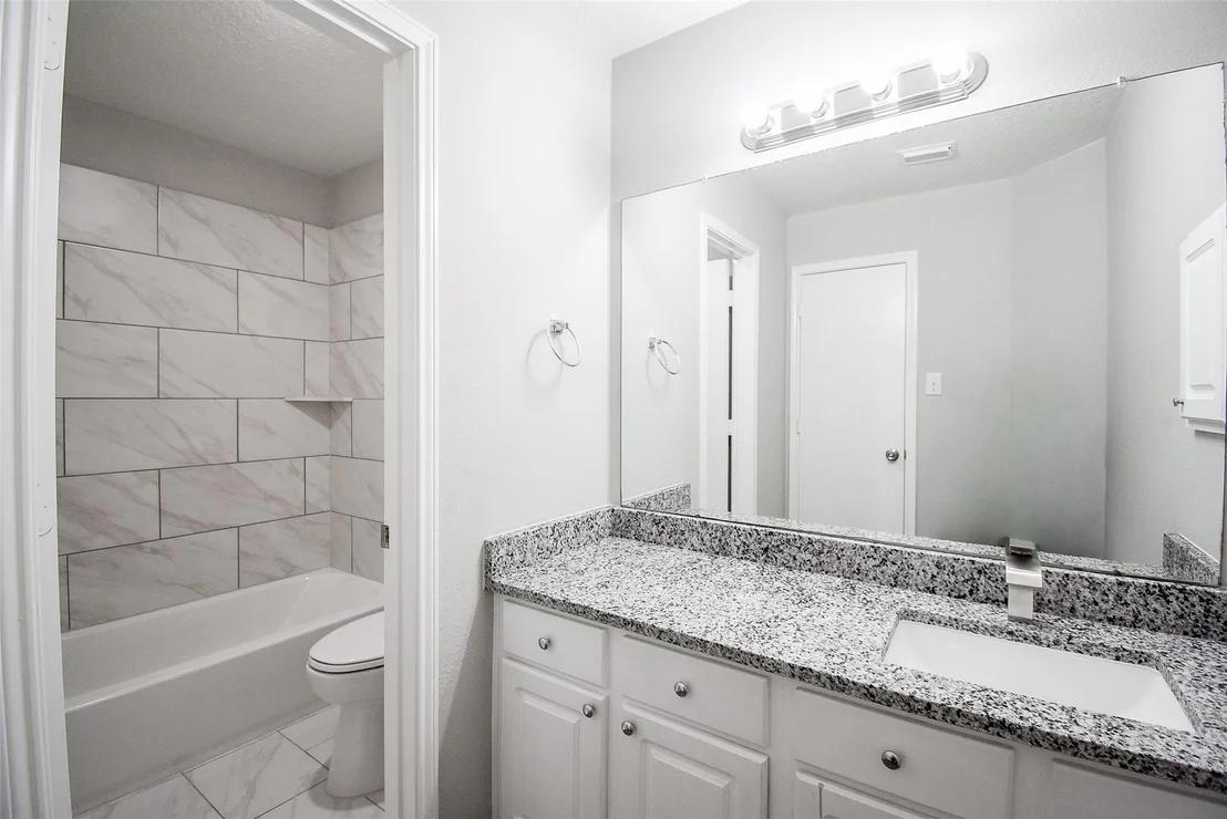 Photo of 19527 Juniper Vale Circle
