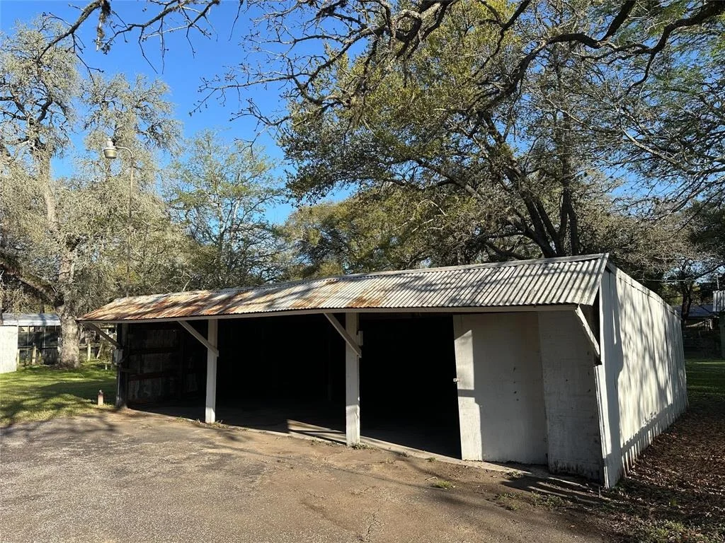 Photo of 206 Oak Cluster Drive