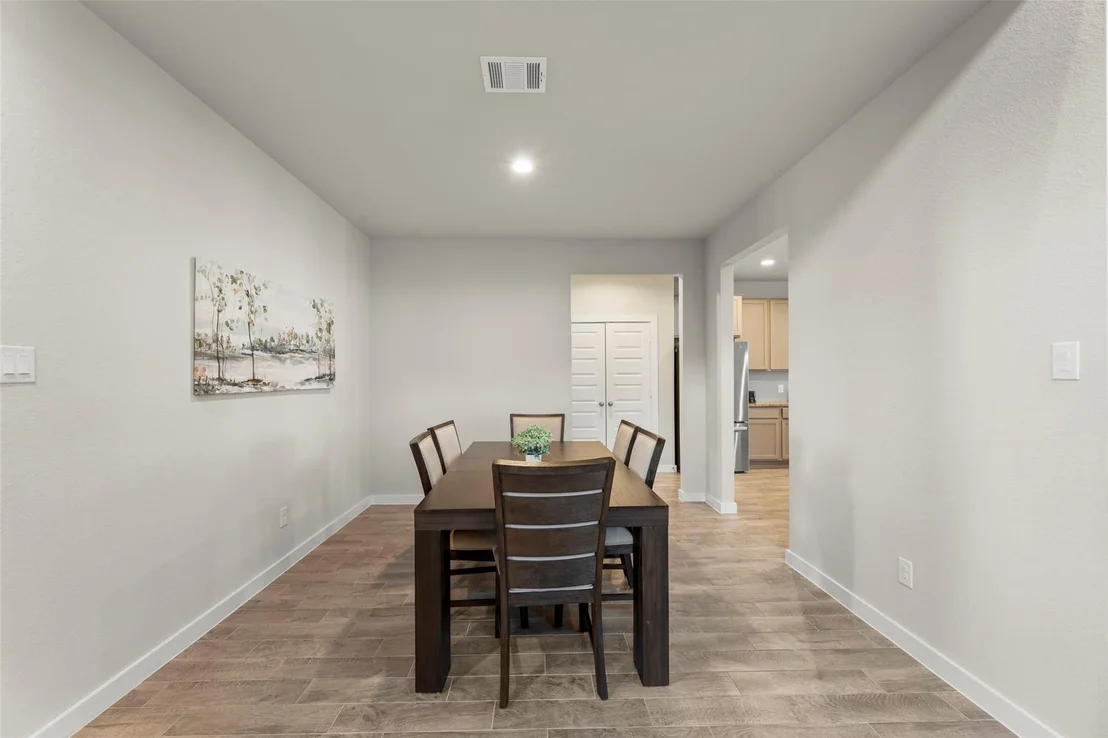 Photo of 2927 Neem Tree Lane
