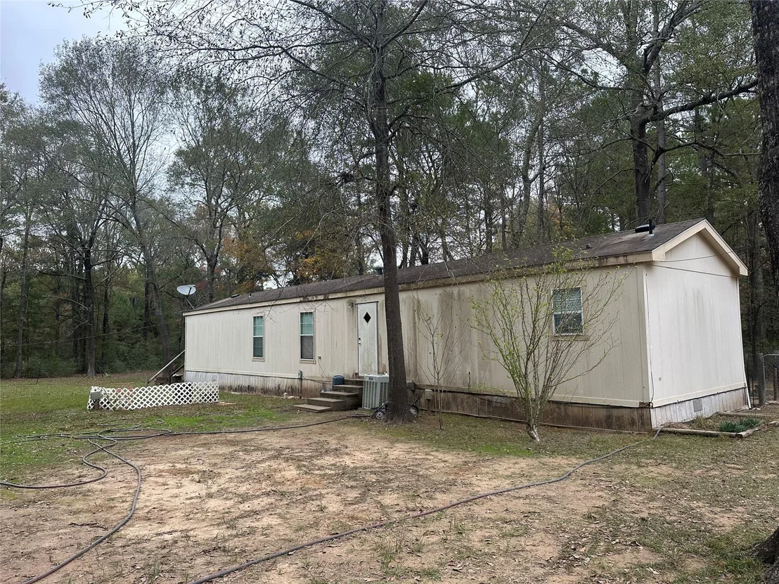 Photo of 944 Whispering Pine Lane