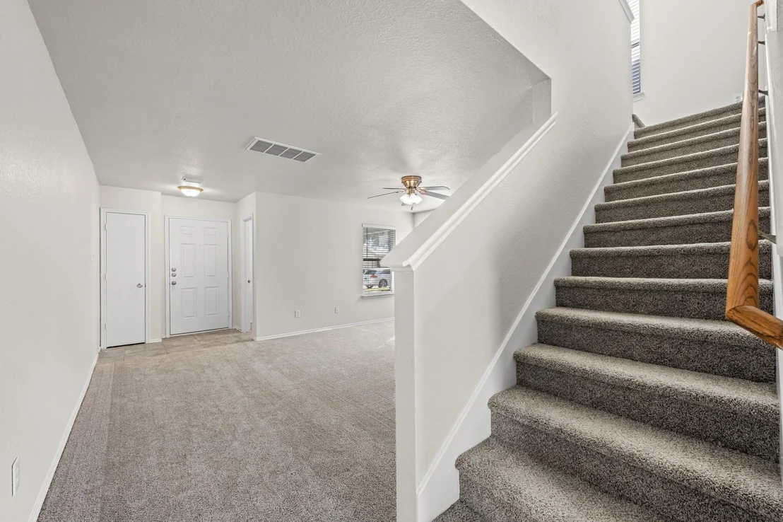 Photo of 11422 Log Cabin Lane
