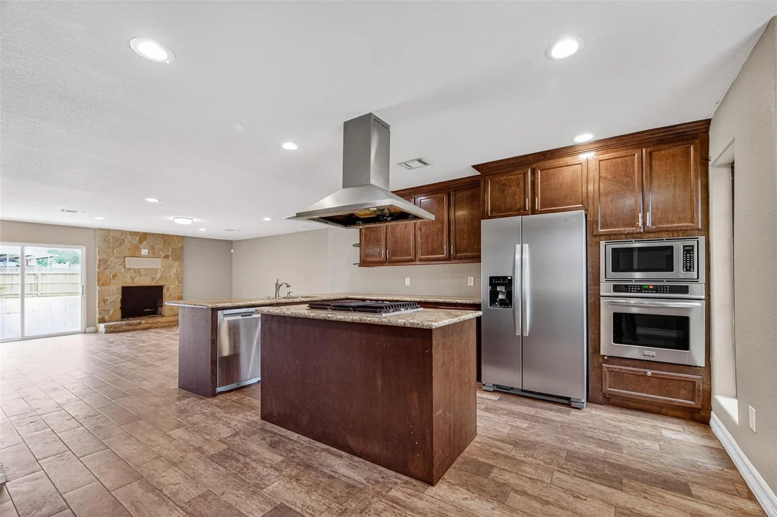 Photo of 12839 Eastbrook Drive